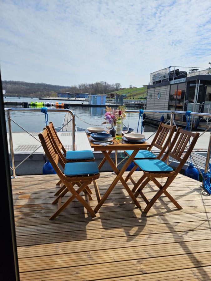 ホテル Mobiles Hausboot El'Milia Braunsbedra エクステリア 写真